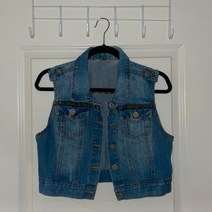 Jean vest, perfect for Nashville!